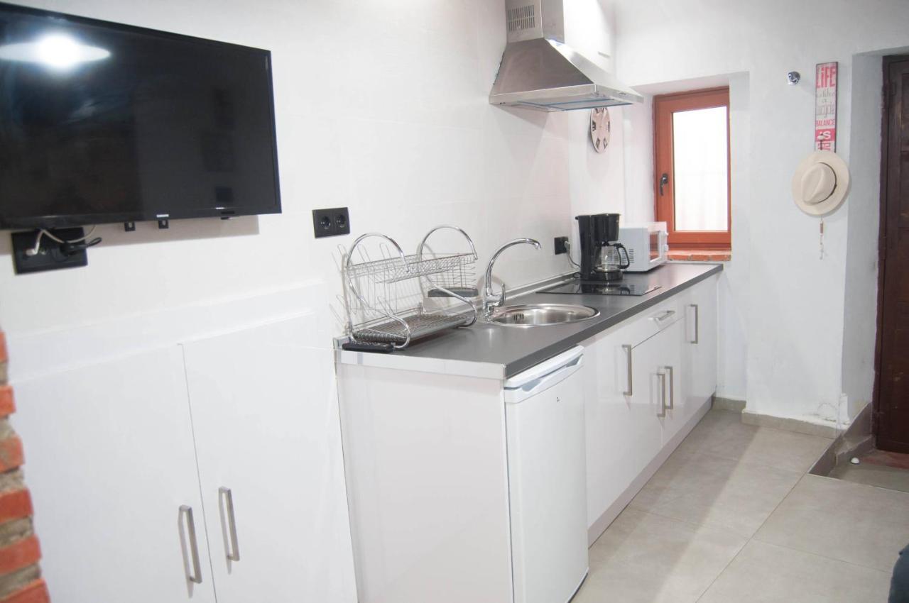 Caleros 8 Estudio - Apartamentos De La Parte Antigua De Cáceres Exterior photo